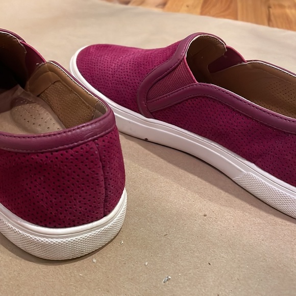 Halogen Slip on Sneakers - Picture 4 of 5